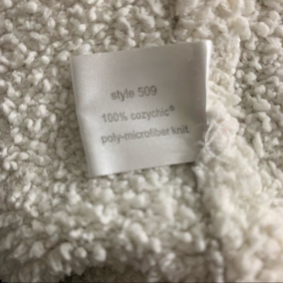 Barefoot Dreams CozyChic Robe - Picture 8 of 8